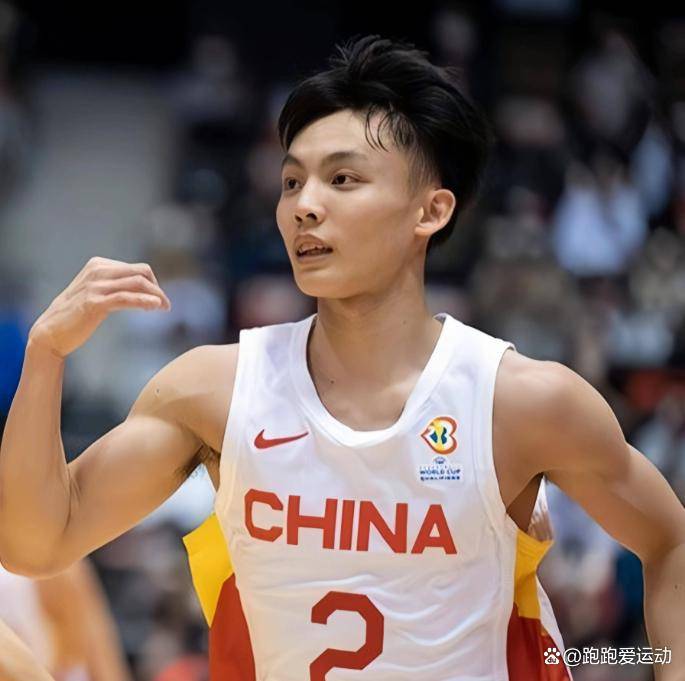 灯泡队球员被曝隐瞒伤情,备受争议的简单介绍 灯泡队球员被曝隐瞒伤情,备受争议的简单介绍