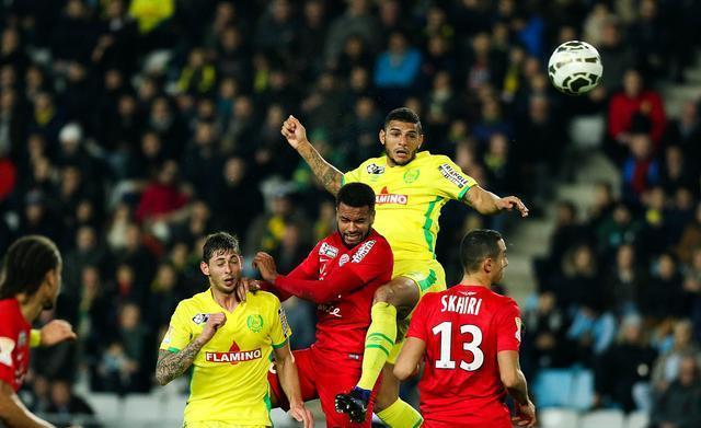 梅斯队遭遇惨败，客场不敌南特队