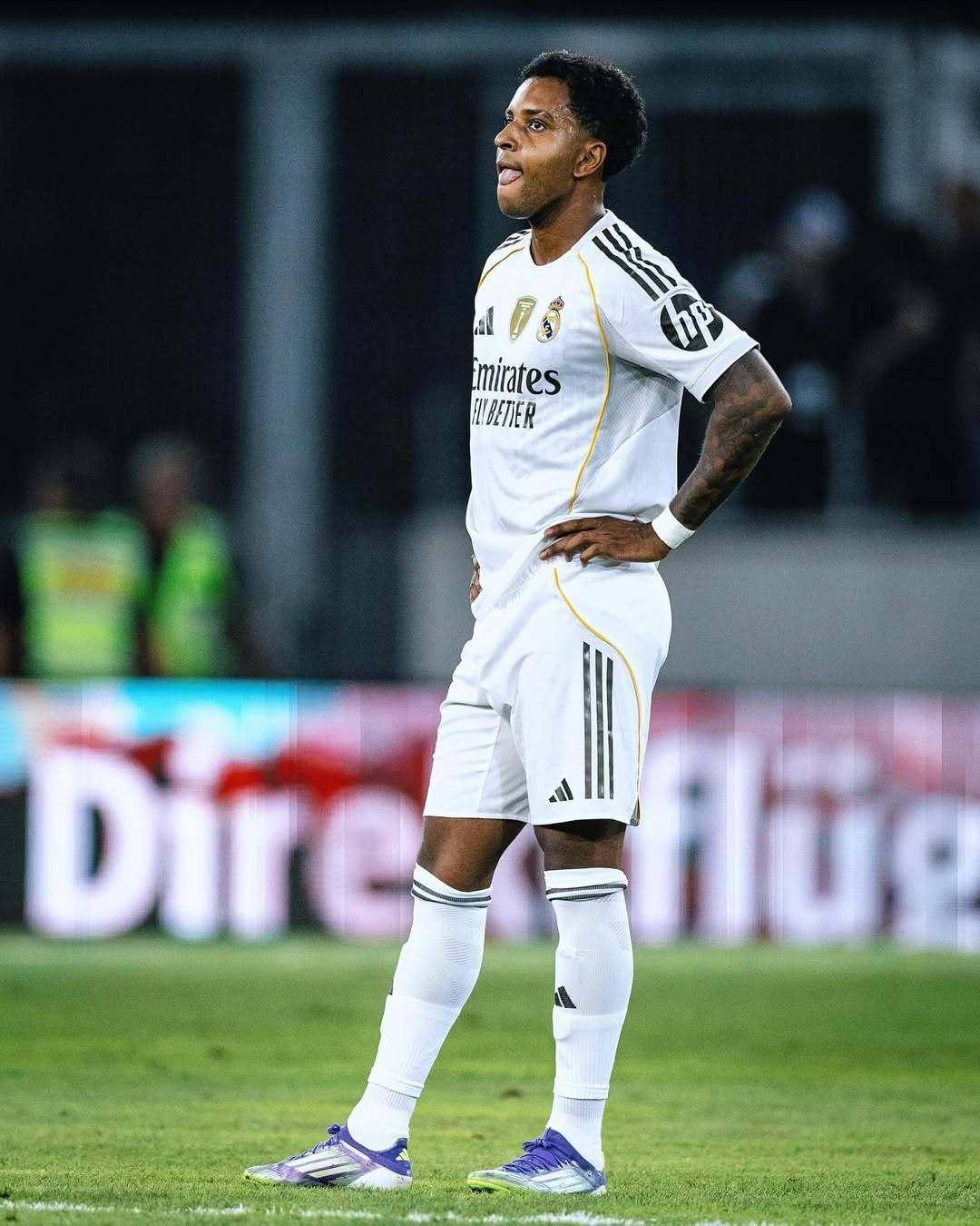 包含皇马前锋状态回暖，球队期待更多进球的词条